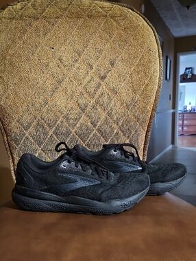 Brooks Ghost 16 Black Lace Up Road Running Sneakers Shoes